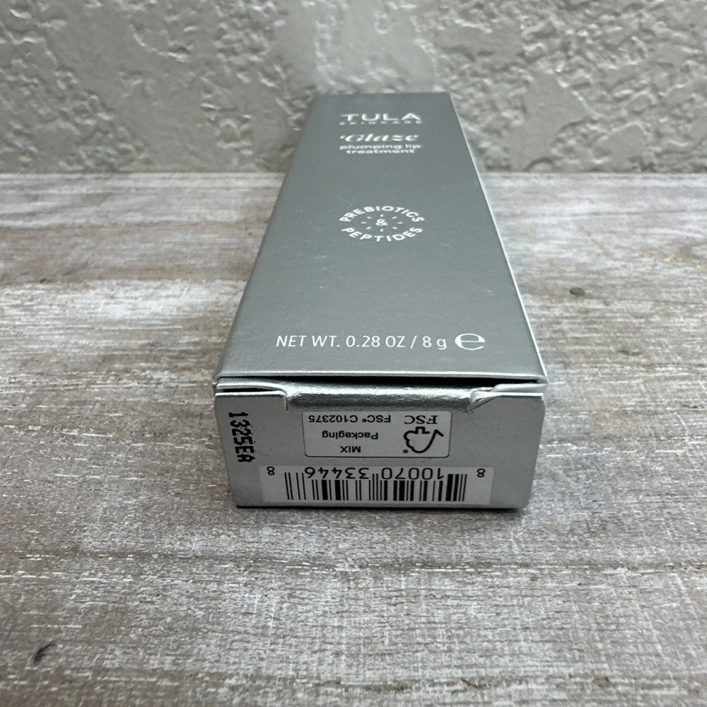 $14 🌙 NIB TULA Skincare 'Glaze Plumping Lip Treatment in ICED 0.28oz NEW